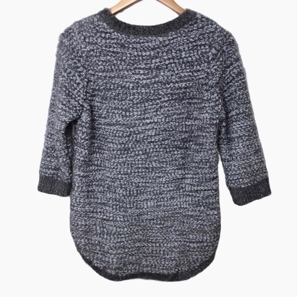 John Paul Richard Women’s Knit Sweater Gray Size Large Petite 3/4 Sleeves - Picture 3 of 7